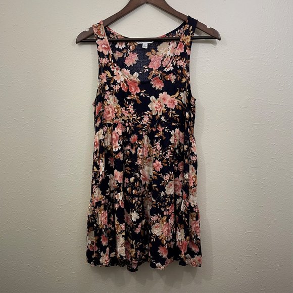 American Eagle Outfitters Dresses & Skirts - AEO Sz XS Floral Babydoll Slip Dress